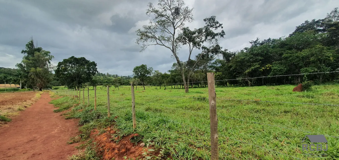 Foto 2 de Fazenda / Haras com 4 quartos à venda, 700m2 em Esmeraldas - MG