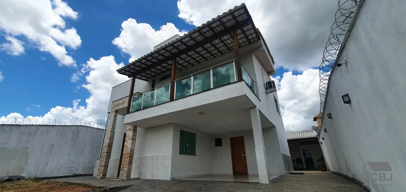 Casa com 4 quartos à venda, 180m2 em Esmeraldas - MG - imagem 3 Foto 3 de Casa com 4 quartos à venda, 180m2 em Esmeraldas - MG