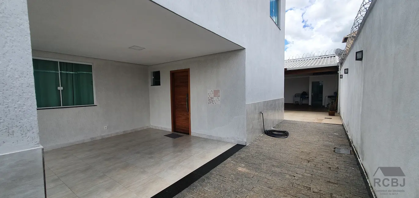 Casa com 4 quartos à venda, 180m2 em Esmeraldas - MG - imagem 4 Foto 4 de Casa com 4 quartos à venda, 180m2 em Esmeraldas - MG