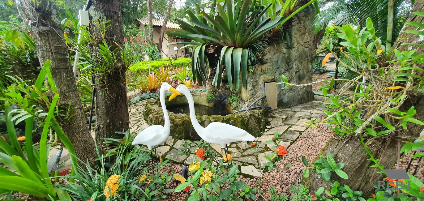 Sítio / Rancho com 4 quartos à venda, 350m2 em Esmeraldas - MG - imagem 9 Foto 9 de Sítio / Rancho com 4 quartos à venda, 350m2 em Esmeraldas - MG