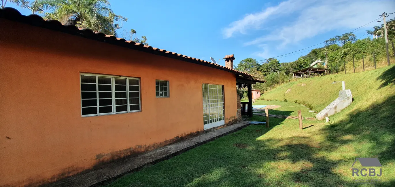 Sítio / Rancho com 2 quartos à venda, 375m2 em Juatuba - MG - imagem 3 Foto 3 de Sítio / Rancho com 2 quartos à venda, 375m2 em Juatuba - MG