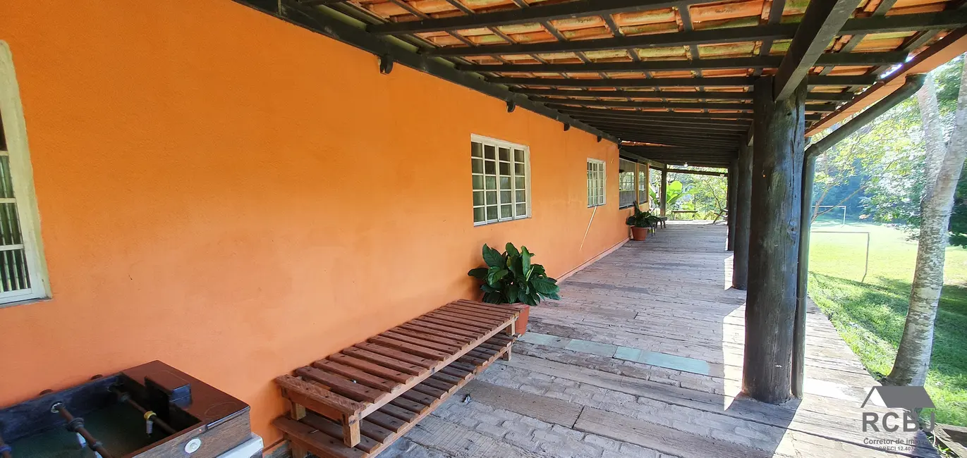 Sítio / Rancho com 2 quartos à venda, 375m2 em Juatuba - MG - imagem 8 Foto 8 de Sítio / Rancho com 2 quartos à venda, 375m2 em Juatuba - MG