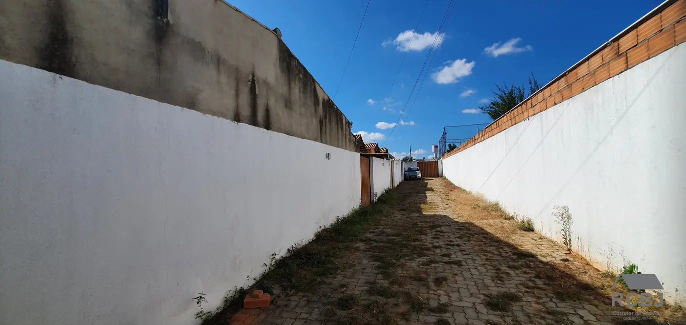 Casa com 3 quartos à venda, 90m2 em Esmeraldas - MG - imagem 4 Foto 4 de Casa com 3 quartos à venda, 90m2 em Esmeraldas - MG