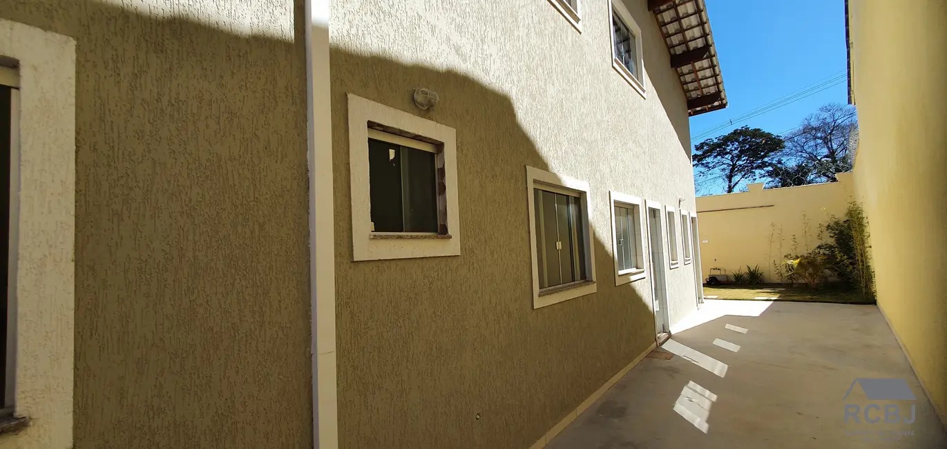 Foto 6 de Casa com 3 quartos à venda, 125m2 em Esmeraldas - MG