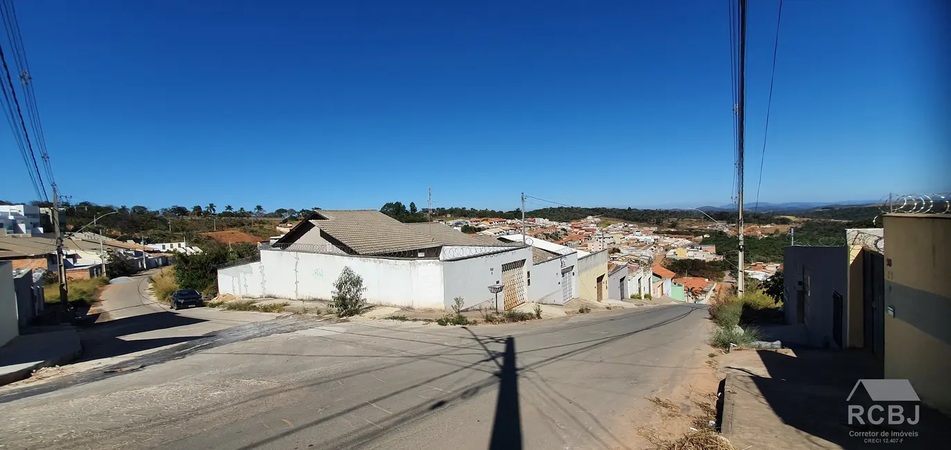 Casa com 3 quartos à venda, 150m2 em Esmeraldas - MG - imagem 6 Foto 6 de Casa com 3 quartos à venda, 150m2 em Esmeraldas - MG