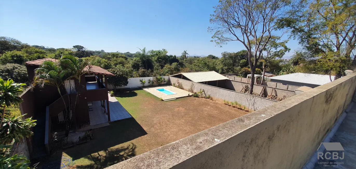 Foto 6 de Sítio / Rancho com 8 quartos à venda, 700m2 em Contagem - MG