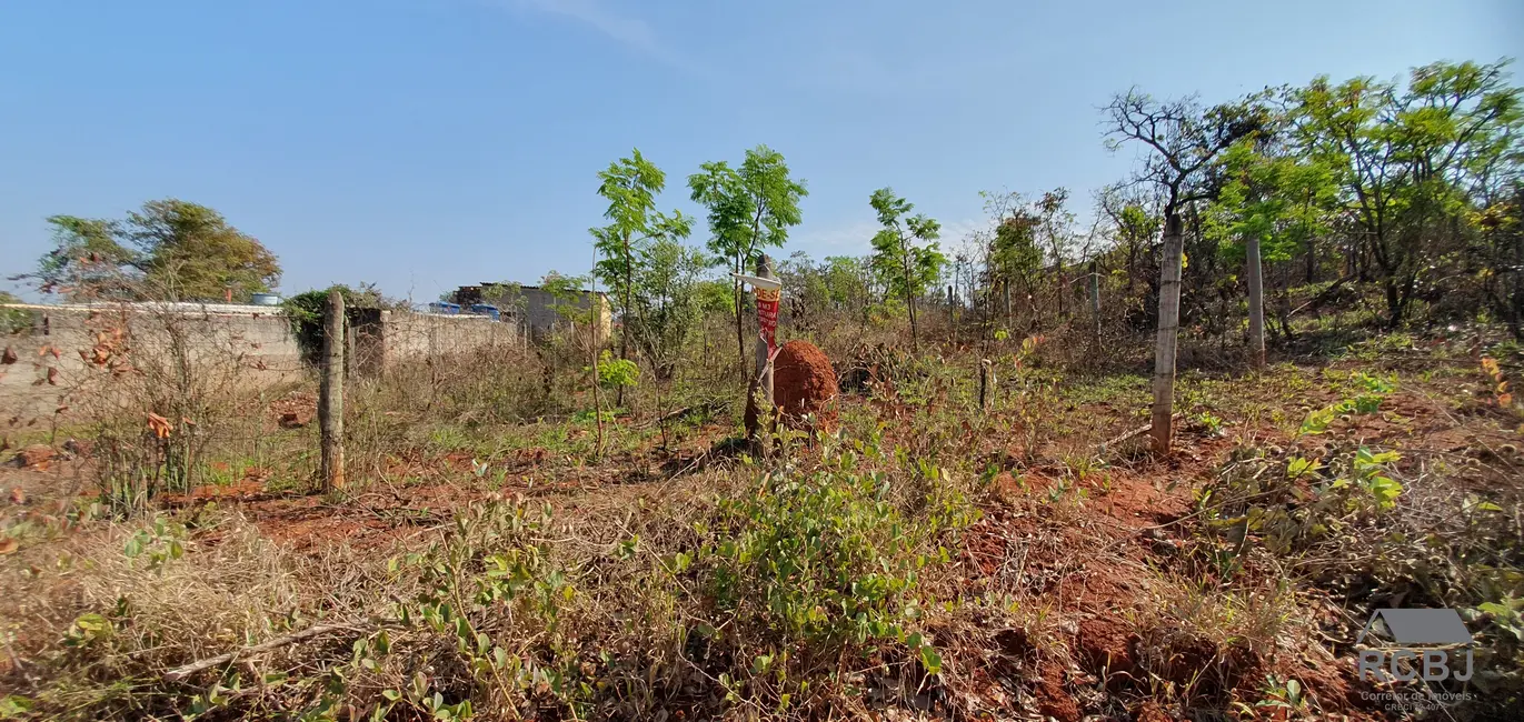 Foto 3 de Terreno / Lote à venda, 360m2 em Esmeraldas - MG