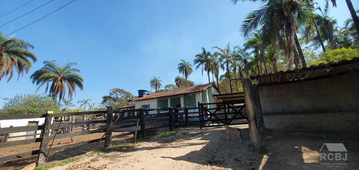 Fazenda / Haras com 1 quarto à venda, 28m2 em Esmeraldas - MG - imagem 2 Foto 2 de Fazenda / Haras com 1 quarto à venda, 28m2 em Esmeraldas - MG