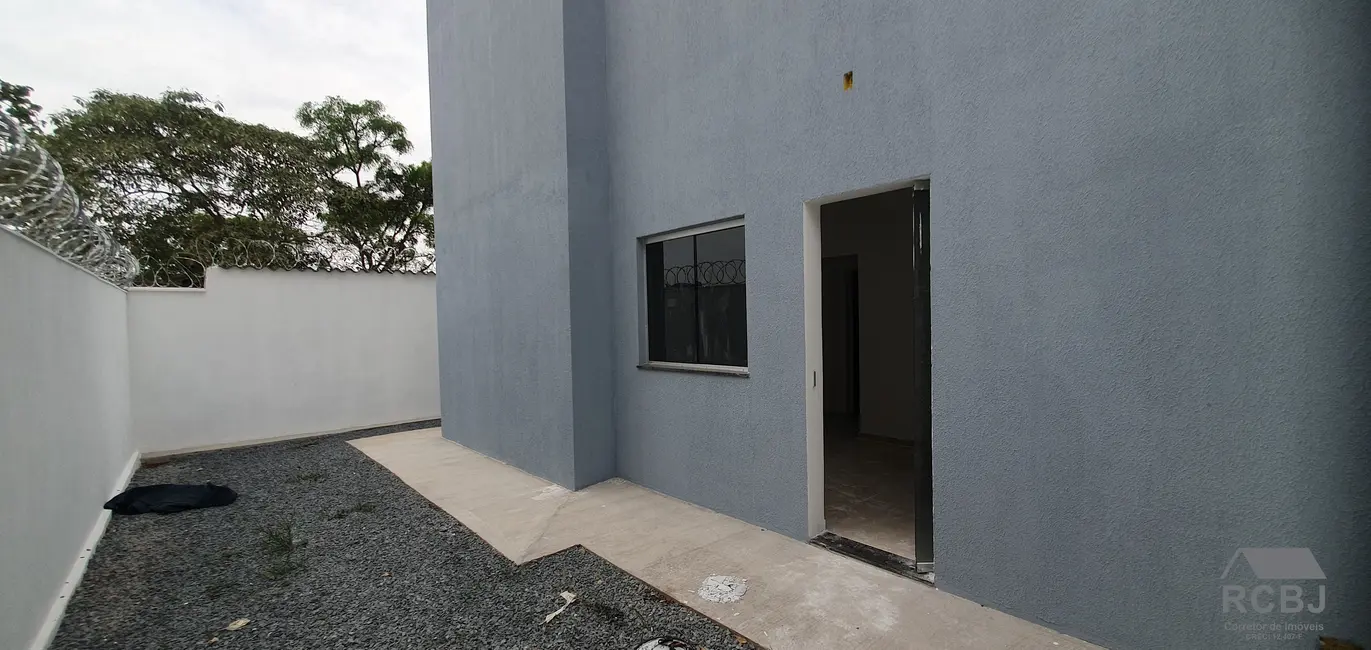 Foto 2 de Apartamento com 2 quartos à venda, 50m2 em Esmeraldas - MG