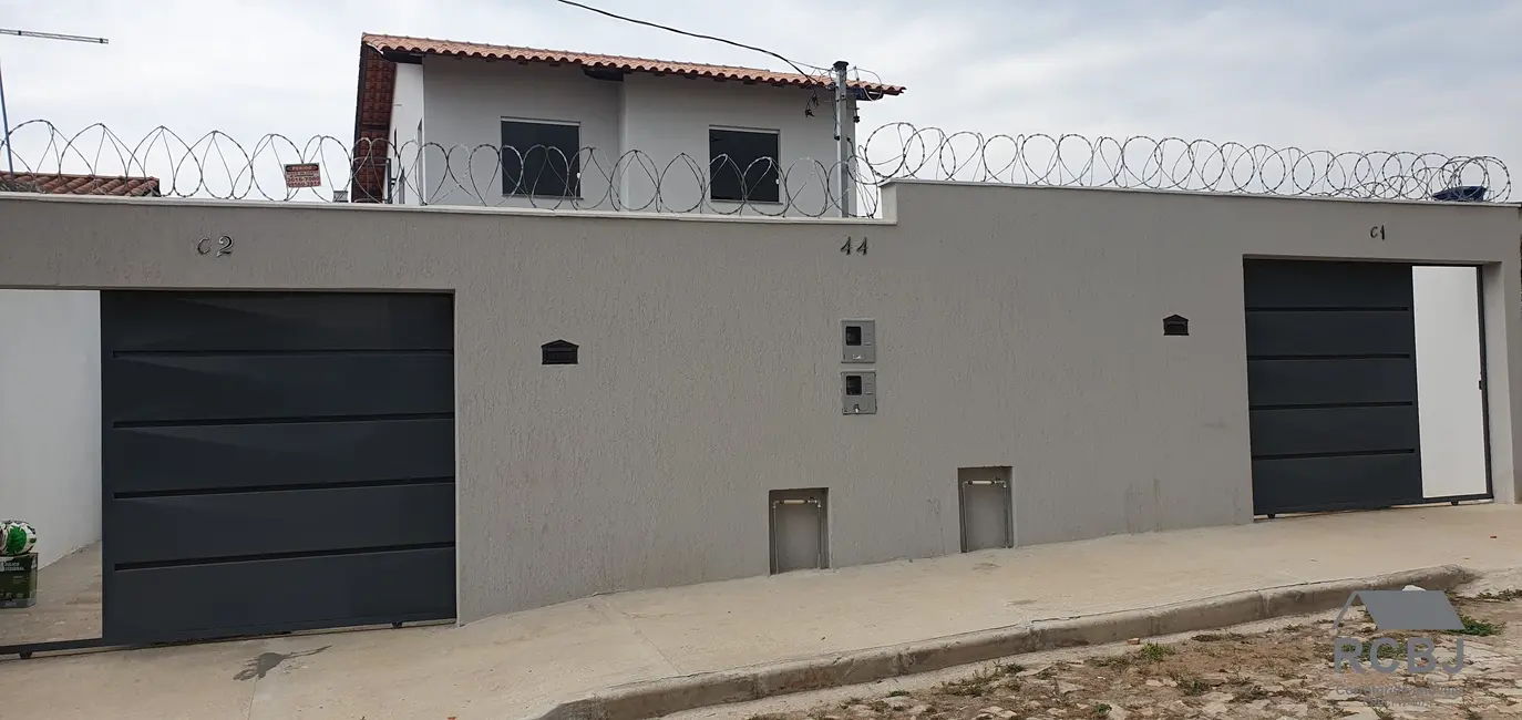 Foto 1 de Casa com 3 quartos à venda, 96m2 em Esmeraldas - MG