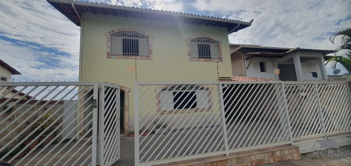 Sala Comercial com 6 quartos à venda, 410m2 em Centro, Esmeraldas - MG - imagem 3 Foto 3 de Sala Comercial com 6 quartos à venda, 410m2 em Centro, Esmeraldas - MG