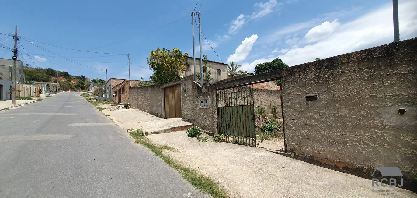 Casa com 4 quartos à venda, 110m2 em Esmeraldas - MG - imagem 3 Foto 3 de Casa com 4 quartos à venda, 110m2 em Esmeraldas - MG