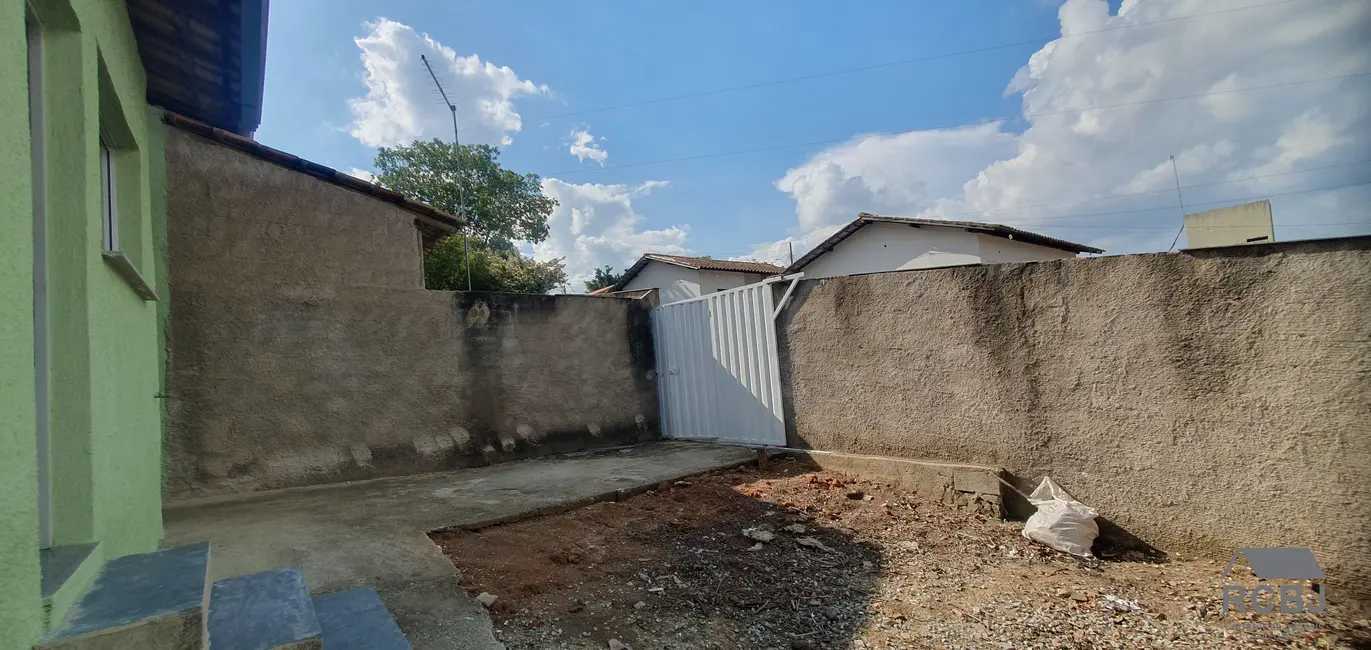 Casa com 2 quartos à venda, 55m2 em Esmeraldas - MG - imagem 5 Foto 5 de Casa com 2 quartos à venda, 55m2 em Esmeraldas - MG