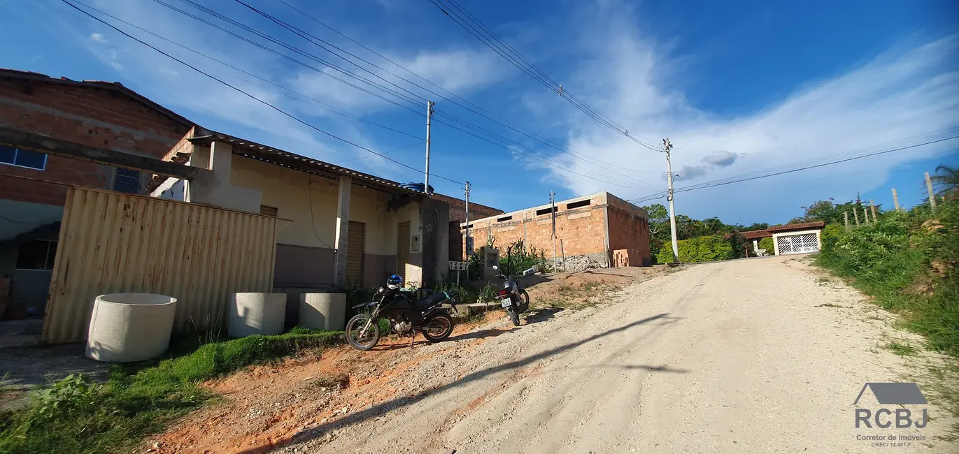 Casa com 5 quartos à venda, 270m2 em Esmeraldas - MG - imagem 3 Foto 3 de Casa com 5 quartos à venda, 270m2 em Esmeraldas - MG