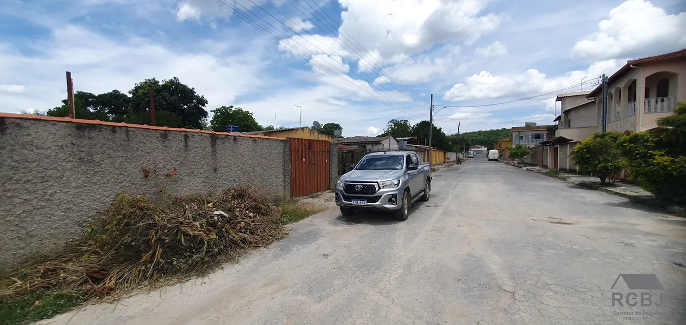 Terreno / Lote à venda, 450m2 em Centro, Esmeraldas - MG - imagem 7 Foto 7 de Terreno / Lote à venda, 450m2 em Centro, Esmeraldas - MG
