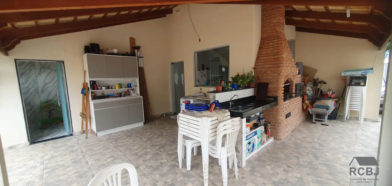 Casa com 3 quartos à venda, 160m2 em Esmeraldas - MG - imagem 9 Foto 9 de Casa com 3 quartos à venda, 160m2 em Esmeraldas - MG