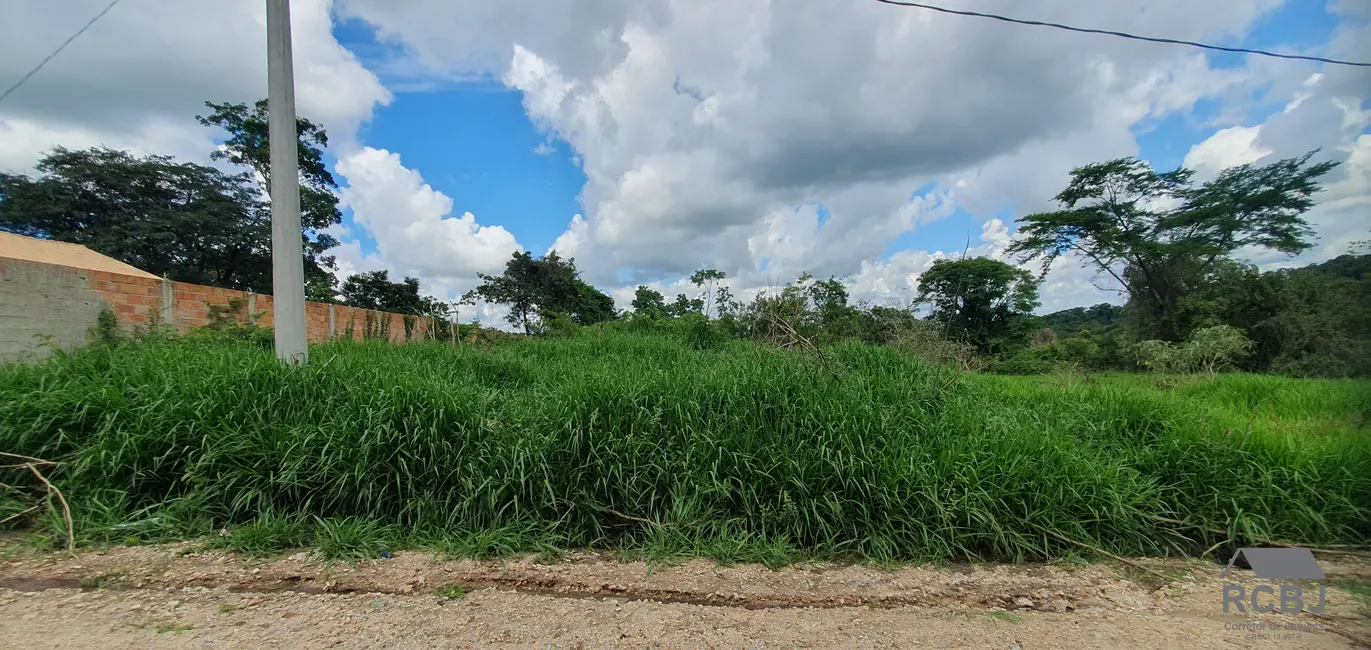 Foto 1 de Terreno / Lote à venda, 1000m2 em Esmeraldas - MG