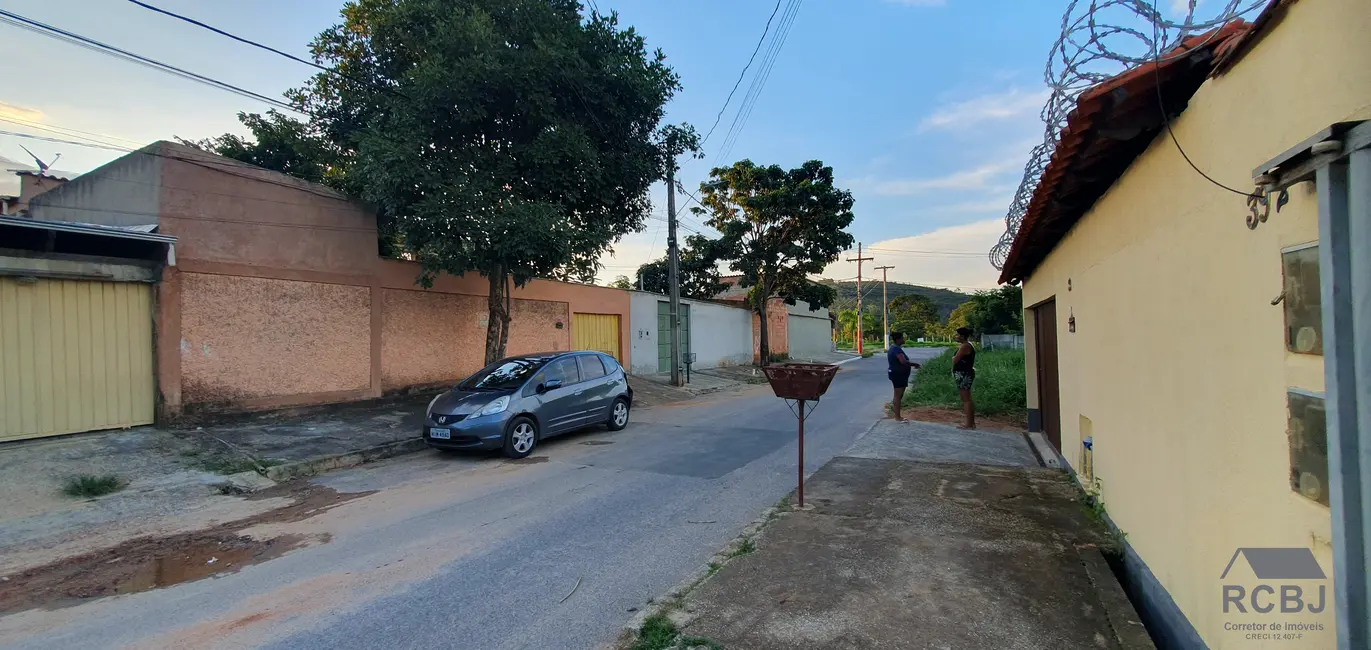 Casa com 3 quartos à venda, 60m2 em Esmeraldas - MG - imagem 3 Foto 3 de Casa com 3 quartos à venda, 60m2 em Esmeraldas - MG