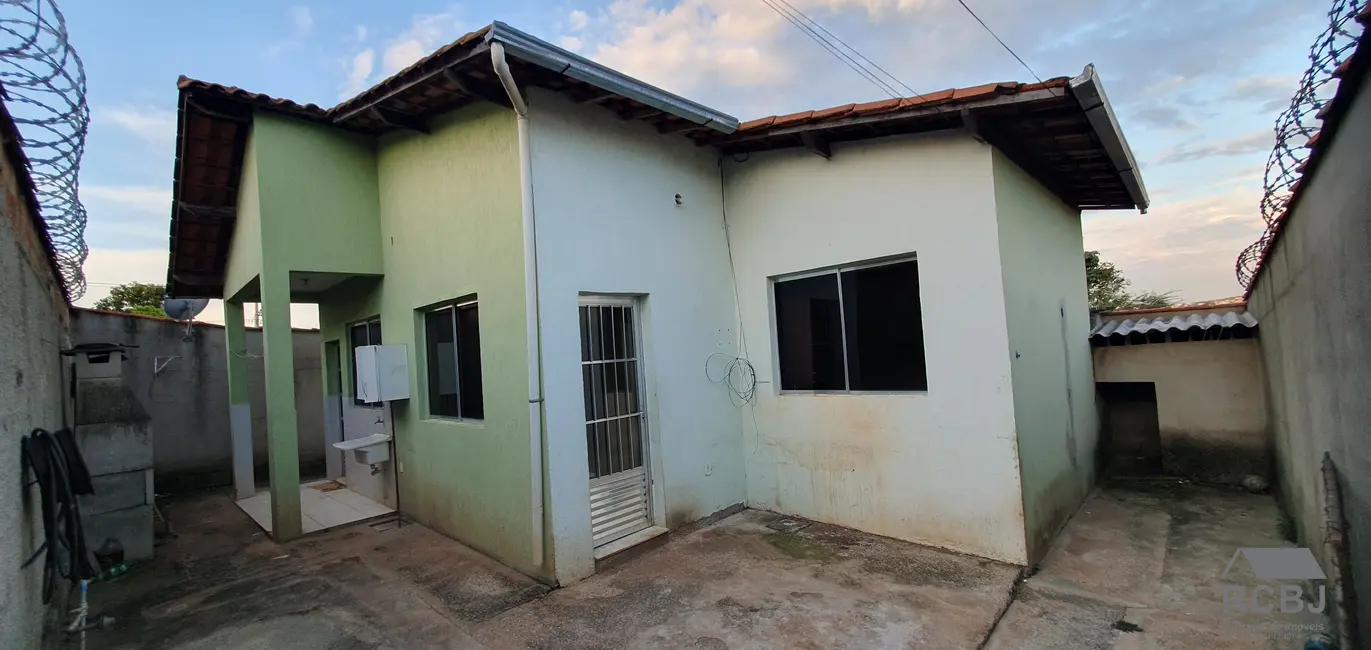 Casa com 3 quartos à venda, 60m2 em Esmeraldas - MG - imagem 7 Foto 7 de Casa com 3 quartos à venda, 60m2 em Esmeraldas - MG