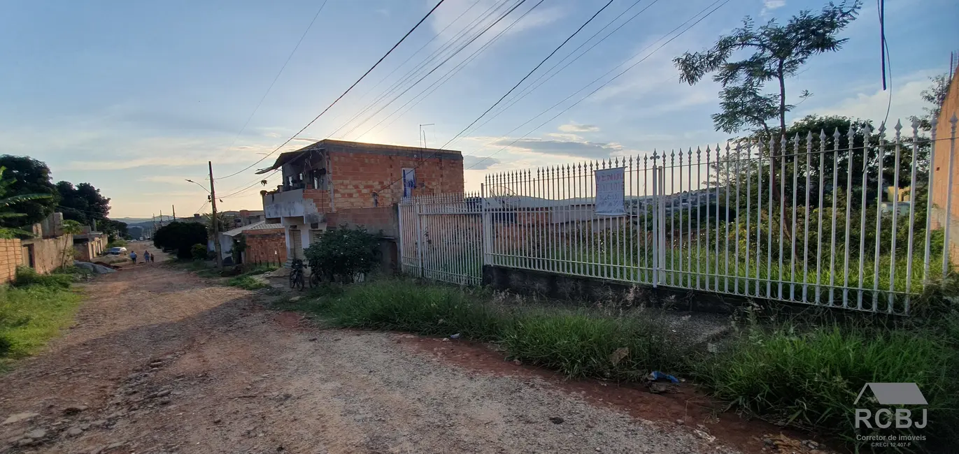 Terreno / Lote à venda, 360m2 em Esmeraldas - MG - imagem 6 Foto 6 de Terreno / Lote à venda, 360m2 em Esmeraldas - MG