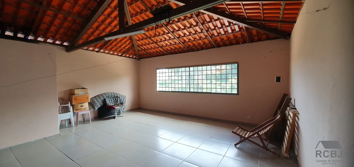 Casa com 3 quartos à venda, 210m2 em Esmeraldas - MG - imagem 3 Foto 3 de Casa com 3 quartos à venda, 210m2 em Esmeraldas - MG