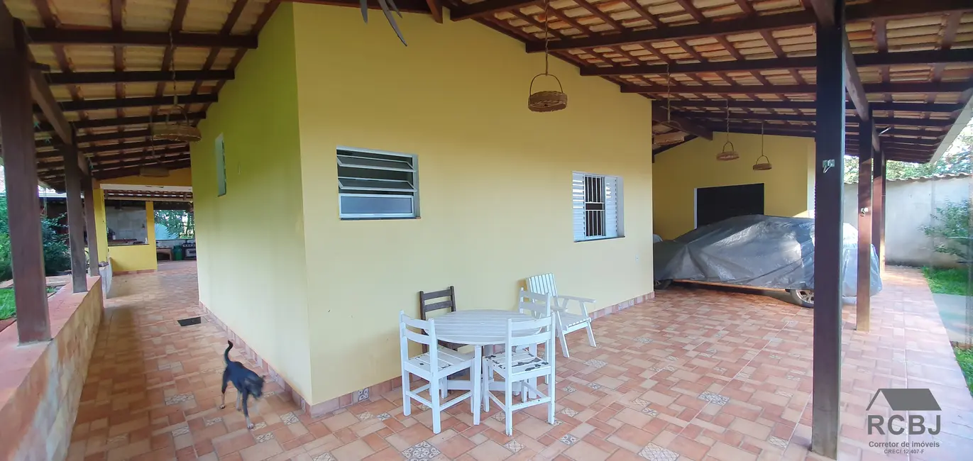 Sítio / Rancho com 5 quartos à venda, 440m2 em Esmeraldas - MG - imagem 4 Foto 4 de Sítio / Rancho com 5 quartos à venda, 440m2 em Esmeraldas - MG