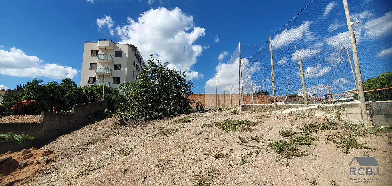 Terreno / Lote à venda, 600m2 em Esmeraldas - MG - imagem 6 Foto 6 de Terreno / Lote à venda, 600m2 em Esmeraldas - MG