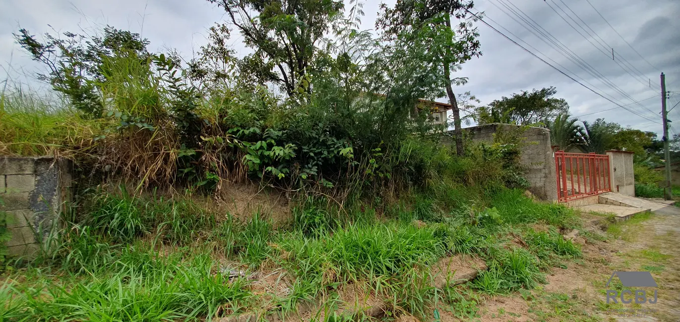 Foto 1 de Terreno / Lote à venda, 450m2 em Esmeraldas - MG
