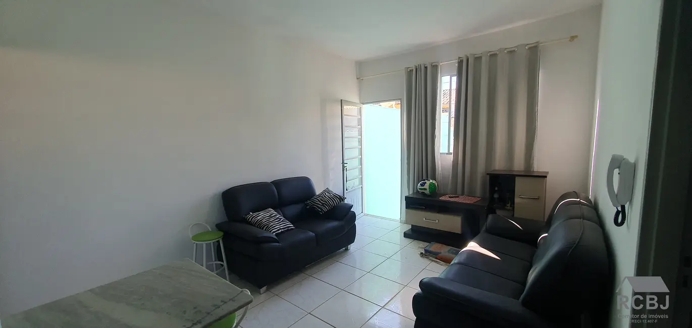 Foto 8 de Casa com 2 quartos à venda, 60m2 em Esmeraldas - MG