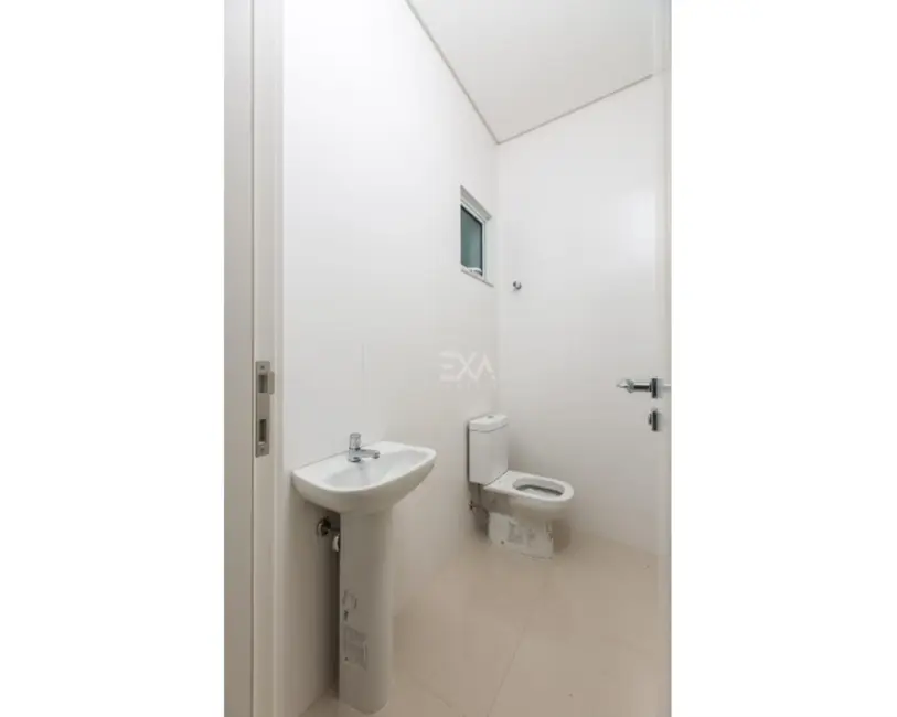 Sala Comercial à venda, 68m2 em Centro, Balneario Camboriu - SC - imagem 7 Foto 7 de Sala Comercial à venda, 68m2 em Centro, Balneario Camboriu - SC