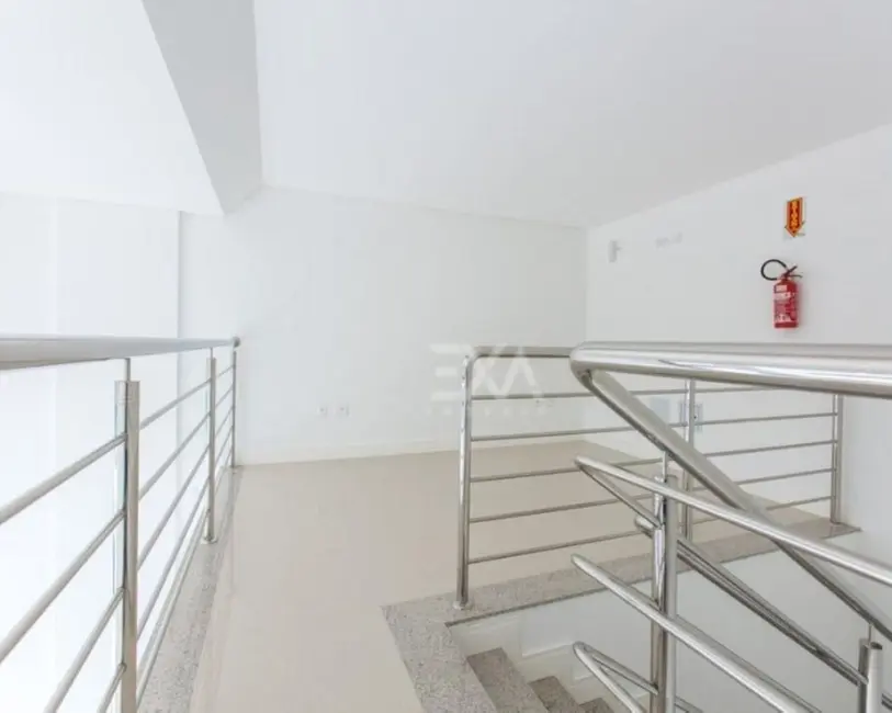Sala Comercial à venda, 68m2 em Centro, Balneario Camboriu - SC - imagem 3 Foto 3 de Sala Comercial à venda, 68m2 em Centro, Balneario Camboriu - SC