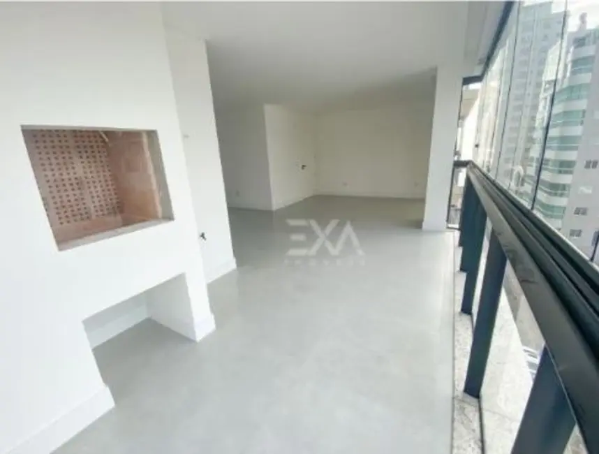 Foto 9 de Apartamento com 5 quartos à venda, 150m2 em Meia Praia, Itapema - SC