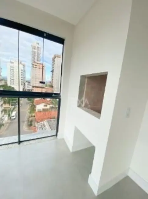 Foto 6 de Apartamento com 5 quartos à venda, 150m2 em Meia Praia, Itapema - SC