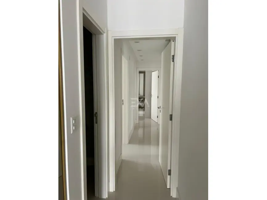 Foto 6 de Apartamento com 3 quartos à venda, 123m2 em Centro, Balneario Camboriu - SC