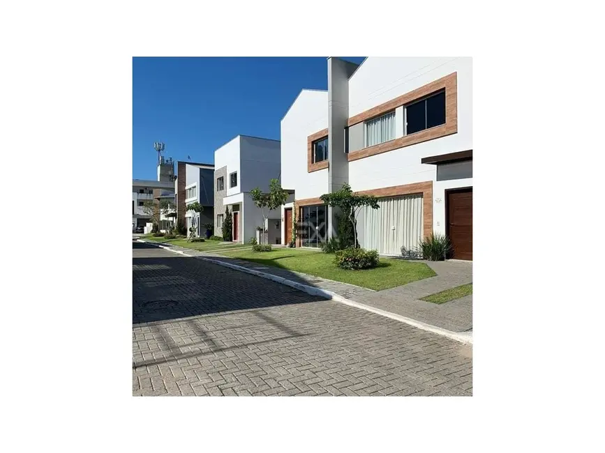 Foto 4 de Casa com 3 quartos à venda, 142m2 em São Judas Tadeu, Balneario Camboriu - SC