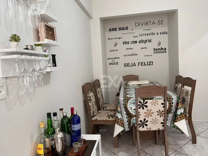 Apartamento com 2 quartos à venda, 64m2 em Centro, Balneario Camboriu - SC - imagem 3 Foto 3 de Apartamento com 2 quartos à venda, 64m2 em Centro, Balneario Camboriu - SC
