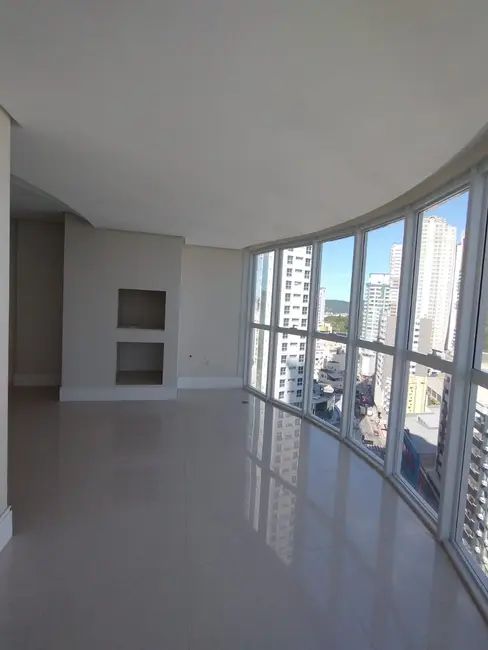 Foto 1 de Apartamento com 3 quartos à venda, 128m2 em Centro, Balneario Camboriu - SC