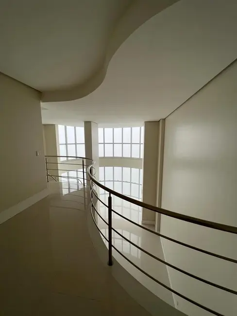 Apartamento com 4 quartos à venda, 234m2 em Centro, Balneario Camboriu - SC - imagem 7 Foto 7 de Apartamento com 4 quartos à venda, 234m2 em Centro, Balneario Camboriu - SC