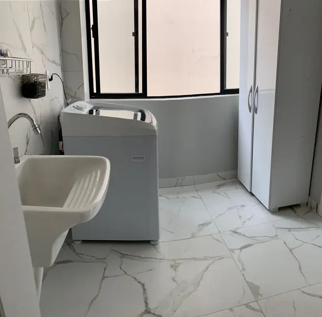 Apartamento com 2 quartos à venda, 142m2 em Centro, Balneario Camboriu - SC - imagem 8 Foto 8 de Apartamento com 2 quartos à venda, 142m2 em Centro, Balneario Camboriu - SC