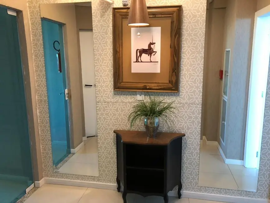 Foto 4 de Apartamento com 3 quartos à venda, 182m2 em Centro, Balneario Camboriu - SC