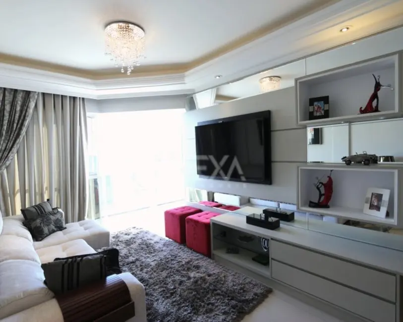 Apartamento com 3 quartos para alugar, 140m2 em Centro, Balneario Camboriu - SC - imagem 7 Foto 7 de Apartamento com 3 quartos para alugar, 140m2 em Centro, Balneario Camboriu - SC
