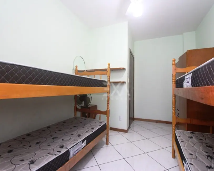 Apartamento com 4 quartos para alugar, 130m2 em Centro, Balneario Camboriu - SC - imagem 8 Foto 8 de Apartamento com 4 quartos para alugar, 130m2 em Centro, Balneario Camboriu - SC