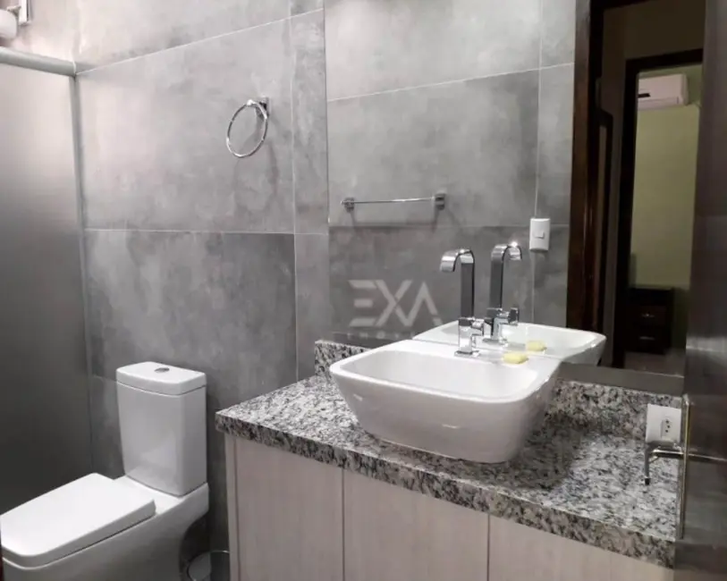 Apartamento com 4 quartos para alugar, 130m2 em Centro, Balneario Camboriu - SC - imagem 9 Foto 9 de Apartamento com 4 quartos para alugar, 130m2 em Centro, Balneario Camboriu - SC