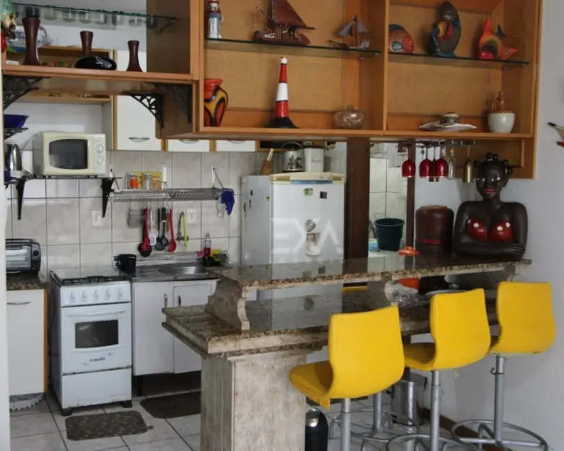 Apartamento com 2 quartos para alugar, 80m2 em Centro, Balneario Camboriu - SC - imagem 4 Foto 4 de Apartamento com 2 quartos para alugar, 80m2 em Centro, Balneario Camboriu - SC