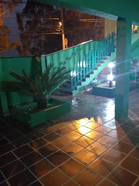 Casa com 3 quartos à venda, 180m2 em Jardim Itália, Jundiai - SP - imagem 2 Foto 2 de Casa com 3 quartos à venda, 180m2 em Jardim Itália, Jundiai - SP