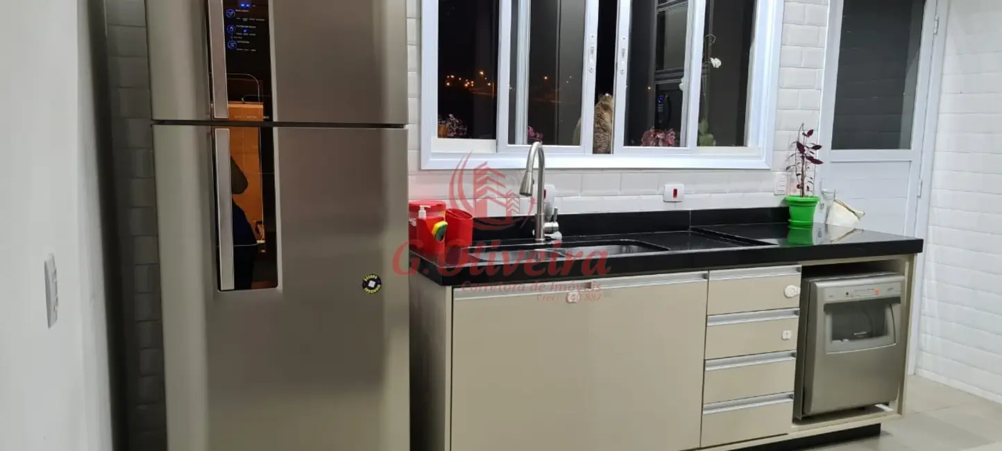 Sobrado com 4 quartos à venda, 400m2 em Medeiros, Jundiai - SP - imagem 4 Foto 4 de Sobrado com 4 quartos à venda, 400m2 em Medeiros, Jundiai - SP