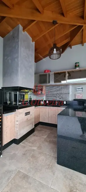 Sobrado com 4 quartos à venda, 400m2 em Medeiros, Jundiai - SP - imagem 6 Foto 6 de Sobrado com 4 quartos à venda, 400m2 em Medeiros, Jundiai - SP