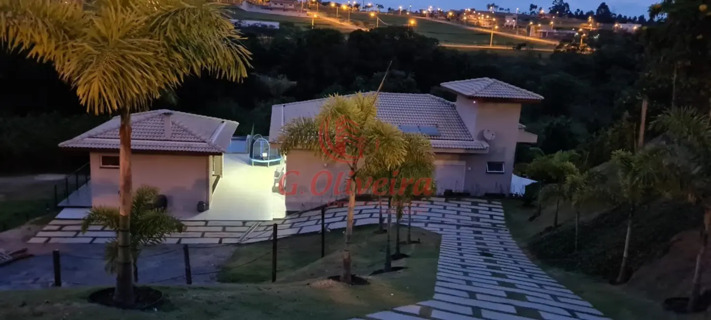 Foto 2 de Sobrado com 4 quartos à venda, 400m2 em Medeiros, Jundiai - SP