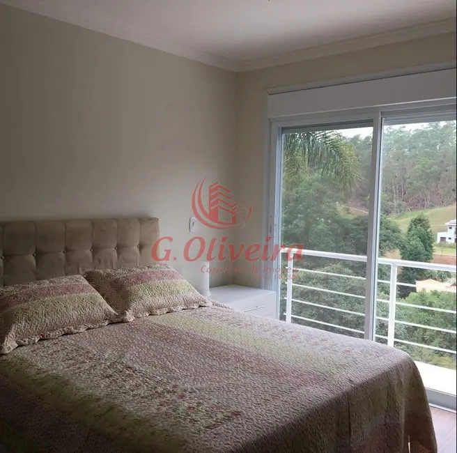 Foto 2 de Casa de Condomínio com 3 quartos à venda e para alugar, 280m2 em Serra dos Lagos (Jordanésia), Cajamar - SP
