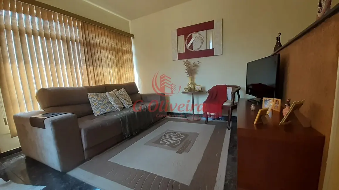 Sobrado com 3 quartos à venda, 205m2 em Vila São Paulo, Jundiai - SP - imagem 4 Foto 4 de Sobrado com 3 quartos à venda, 205m2 em Vila São Paulo, Jundiai - SP